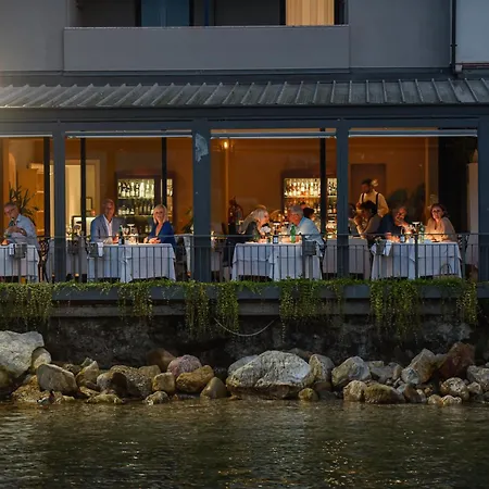Готель Bella & Restaurant With Private Dock For Mooring Boats Сан-Феліче-дель-Бенако